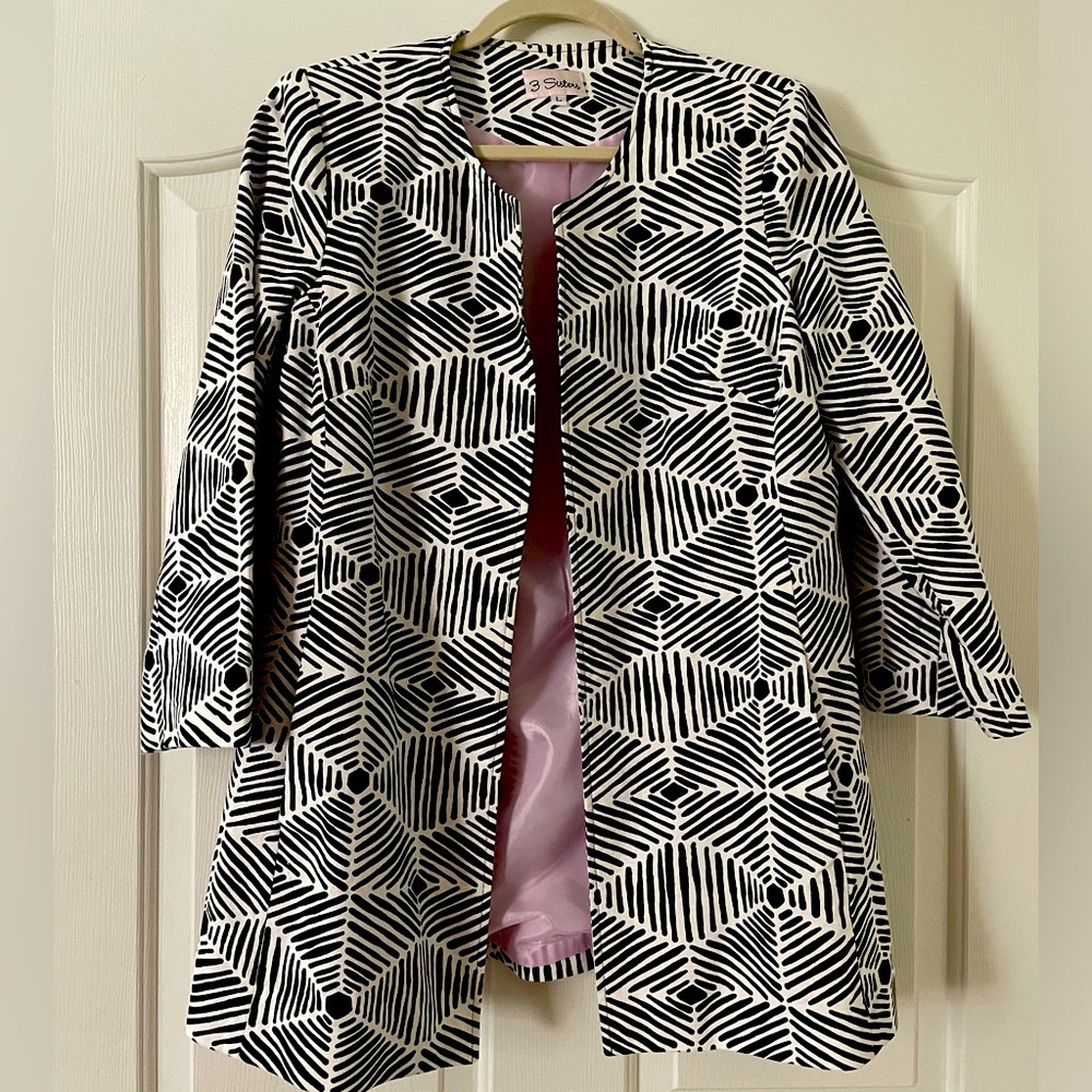 3 Sisters Large Swing Jacket with crop sleeve